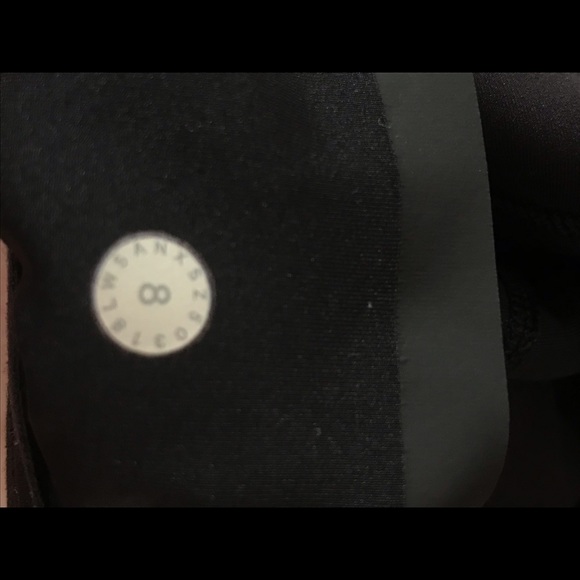 lululemon black leggings - Picture 2 of 4